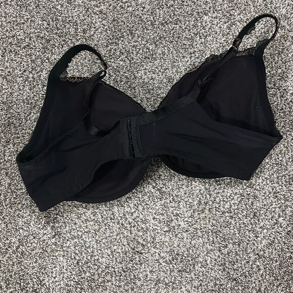 Cacique lightly lined full coverage black lace bra size 44DD - Picture 2 of 3